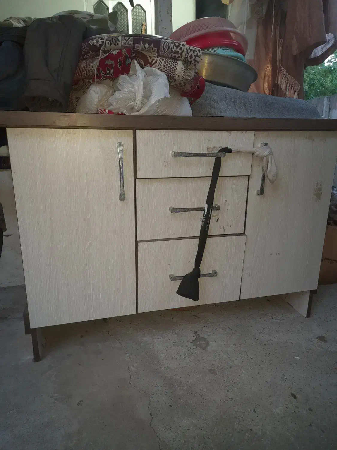 میز|میز تحریر و کامپیوتر|لاهیجان, حاجی آباد|دیوار