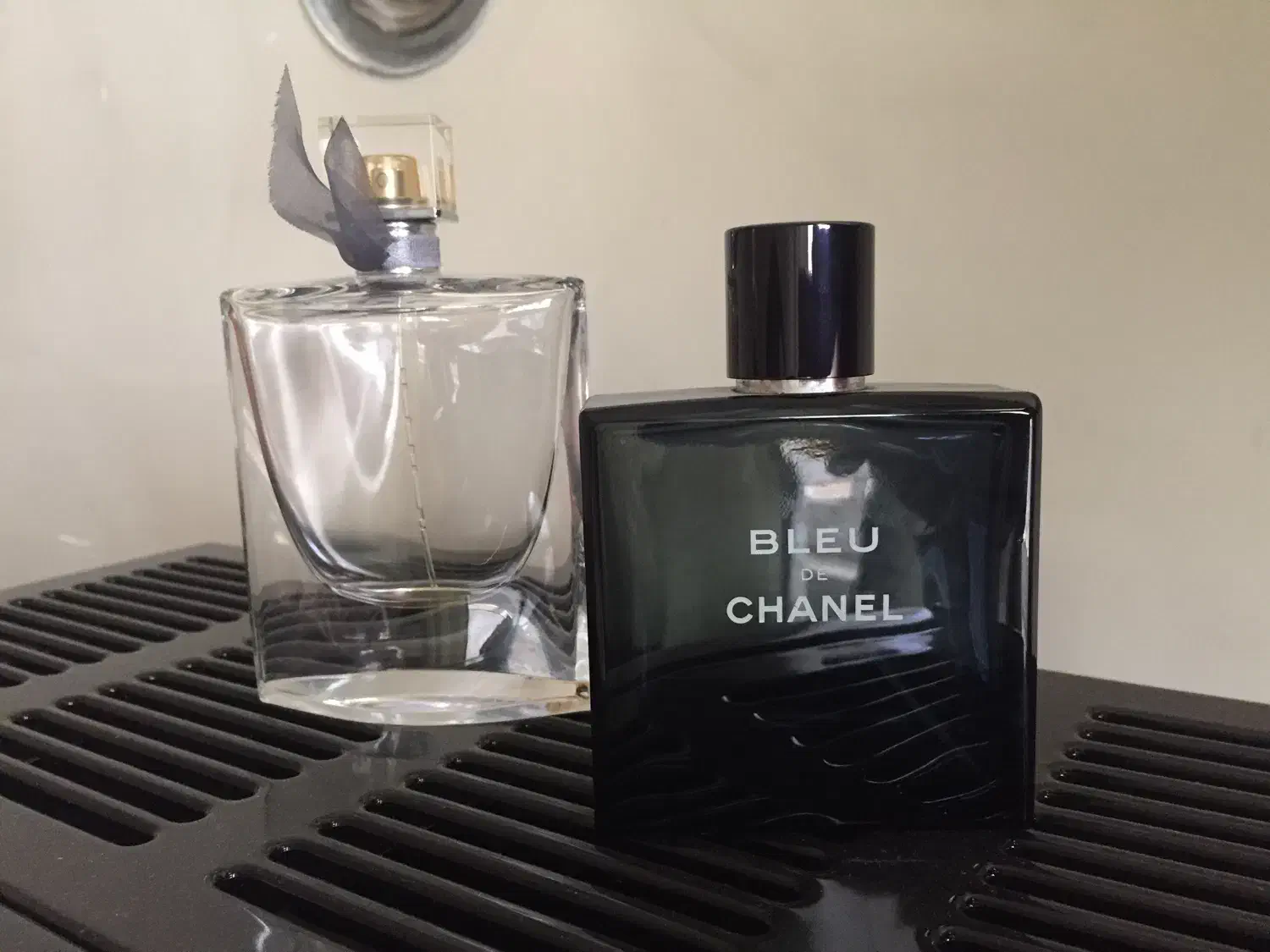 شیشه عطر دکوری|صنایع دستی و سایر لوازم تزئینی|شیراز, قدوسی غربی|دیوار