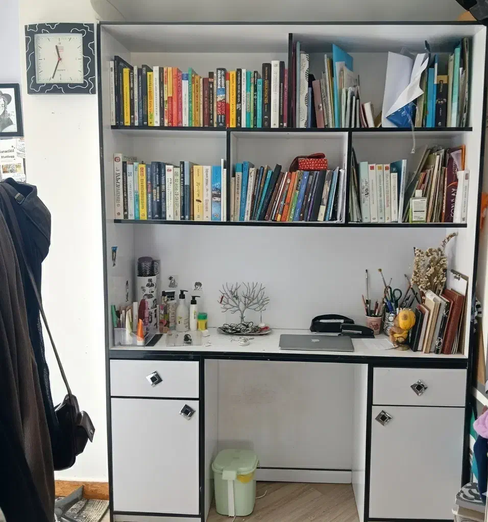 میز تحریر شیک همراه کتابخانه|میز تحریر و کامپیوتر|صومعهسرا, |دیوار