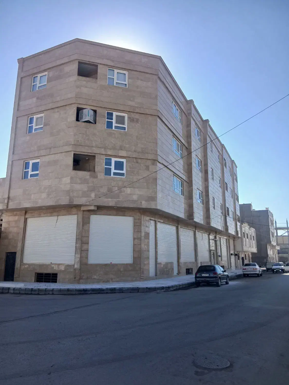 فروش واحد تجاری|فروش مغازه و غرفه|سیرجان, |دیوار