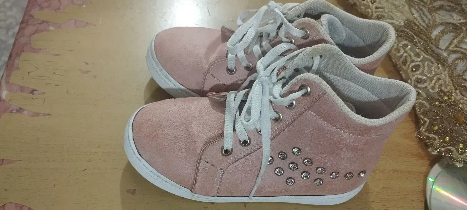 نیم بوت دخترانه سایز 30|کفش و لباس بچه|مشهد, یوسفیه (شهرک غرب)|دیوار