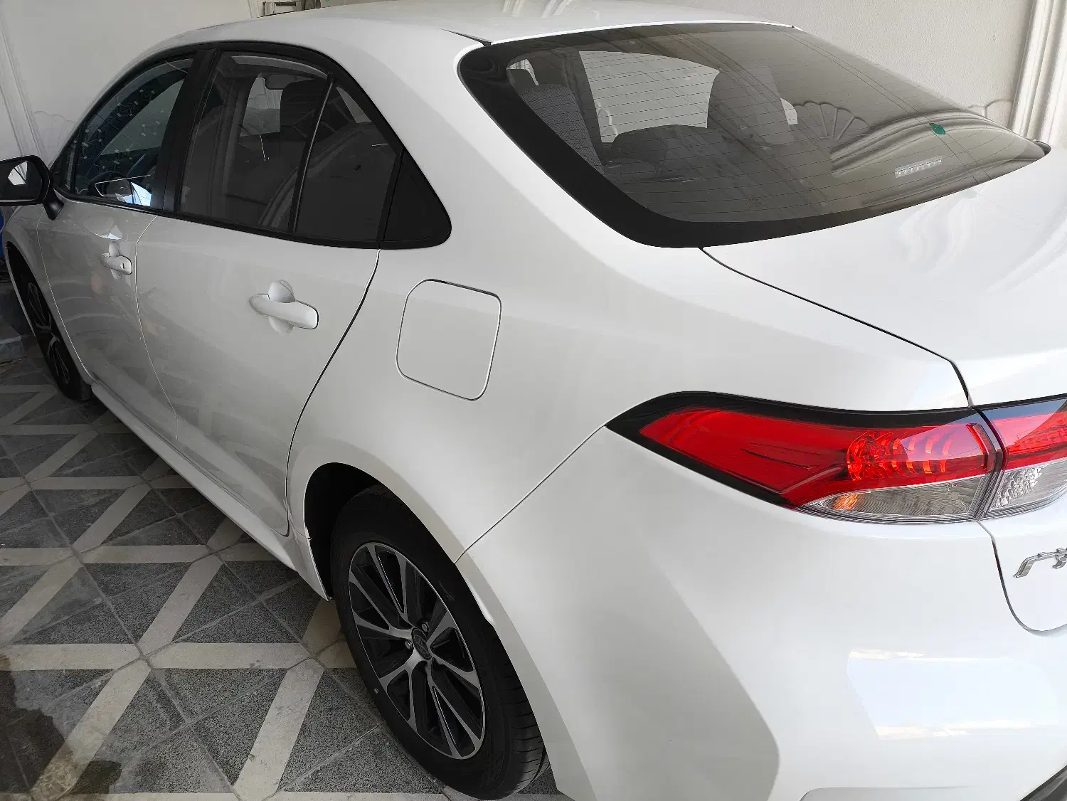 تویوتا لوین توربو 1200 معین خودرو|خودرو سواری و وانت|لار, |دیوار