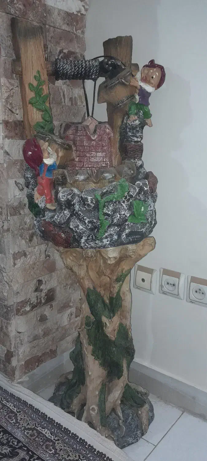 آب نما +پایه مخصوص|مجسمه، تندیس، ماکت|کرج, شهرک فهمیده|دیوار