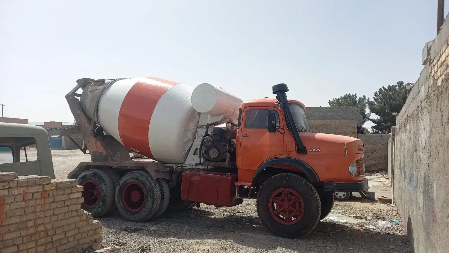 کامیون میکسر بنز ۵۴ آماده به کار، فوق‌العاده تمیز|خودرو سنگین|اصفهان, شهرک شهید منتظری|دیوار