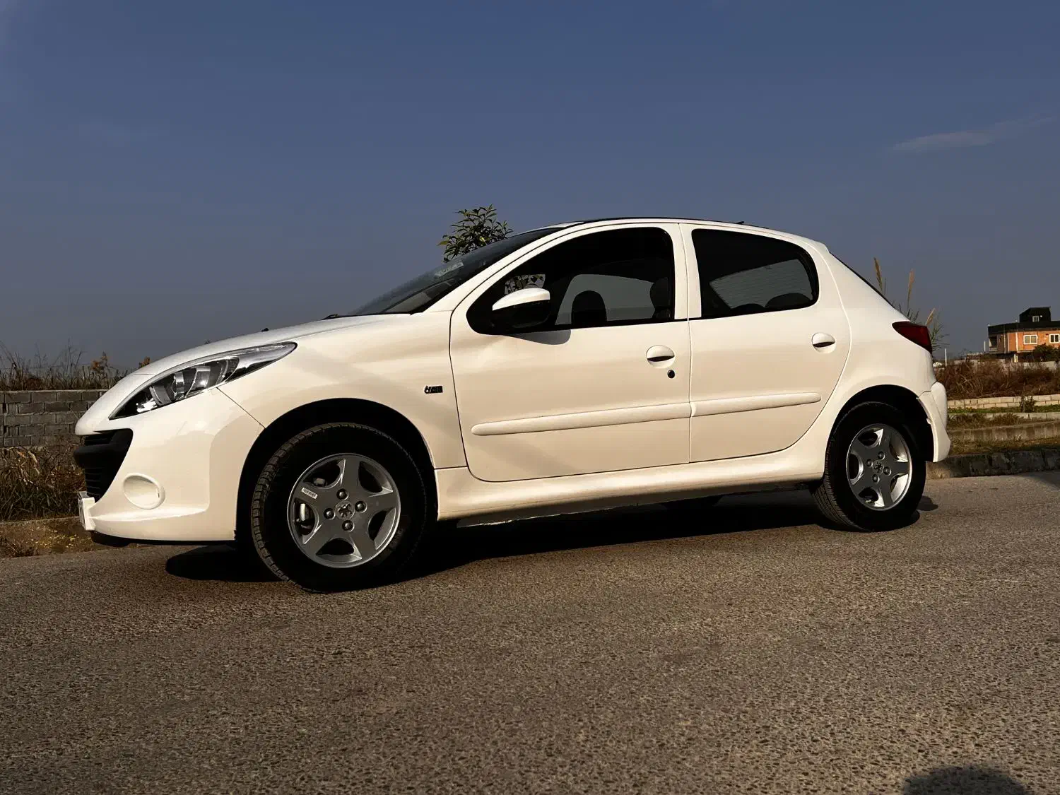 پژو ۲۰۷ (پانورما اتومات) ۱۴۰۳ سفید|خودرو سواری و وانت|دابودشت, |دیوار