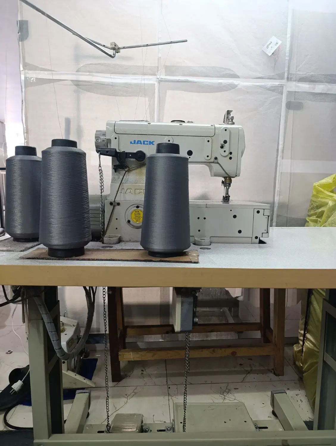 چرخ میاندوز|چرخ خیاطی و ریسندگی|رباطکریم, مسکن مهر آبشناسان|دیوار