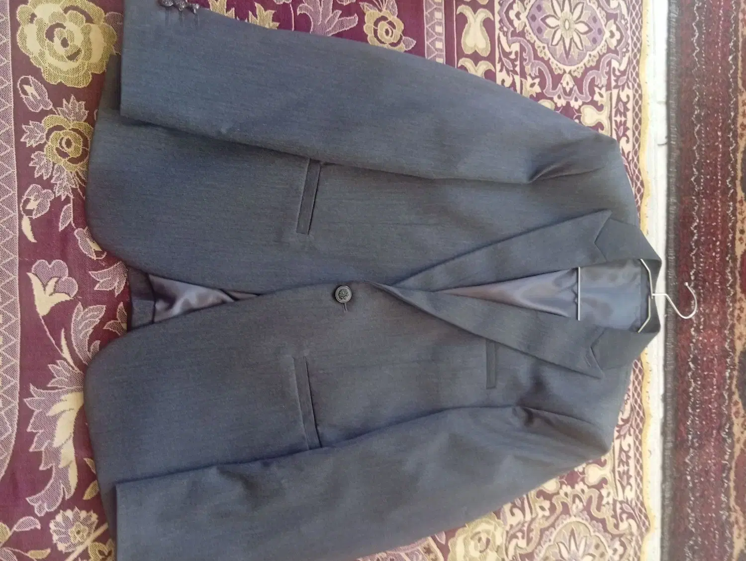 کت تک|لباس|گناباد, |دیوار