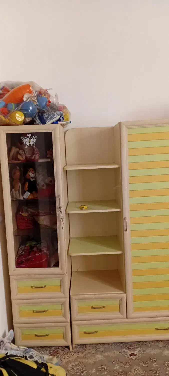 تخت وکمدبچه|اسباب و اثاث بچه|کوهسار (البرز), |دیوار