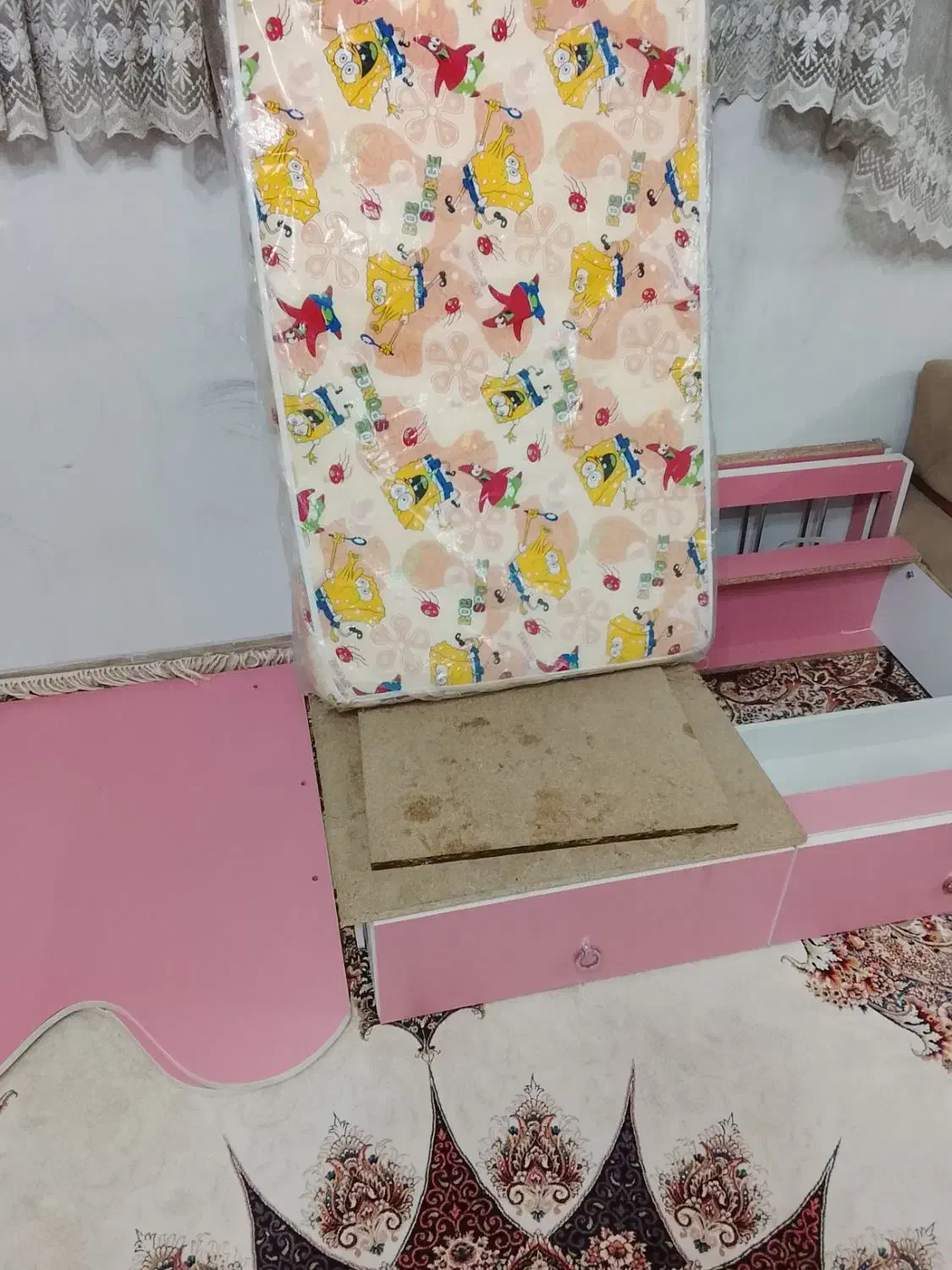 تخت خواب نوزادی|تخت و سرویس خواب|قرچک, میرزائی جنوبی|دیوار