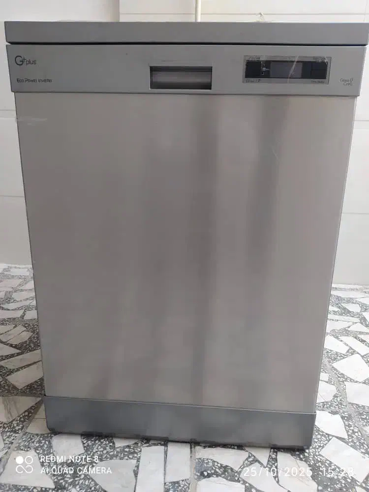 ماشین ظرفشویی در حد نوآماده نصب|ماشین ظرفشویی|لاهیجان, شیشه گران|دیوار