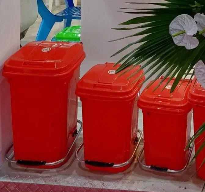 سطل زباله پدال فلزی ۲۰ . ۴۰ . ۶۰ لیتری|لوازم نظافت|اهواز, حصیرآباد|دیوار