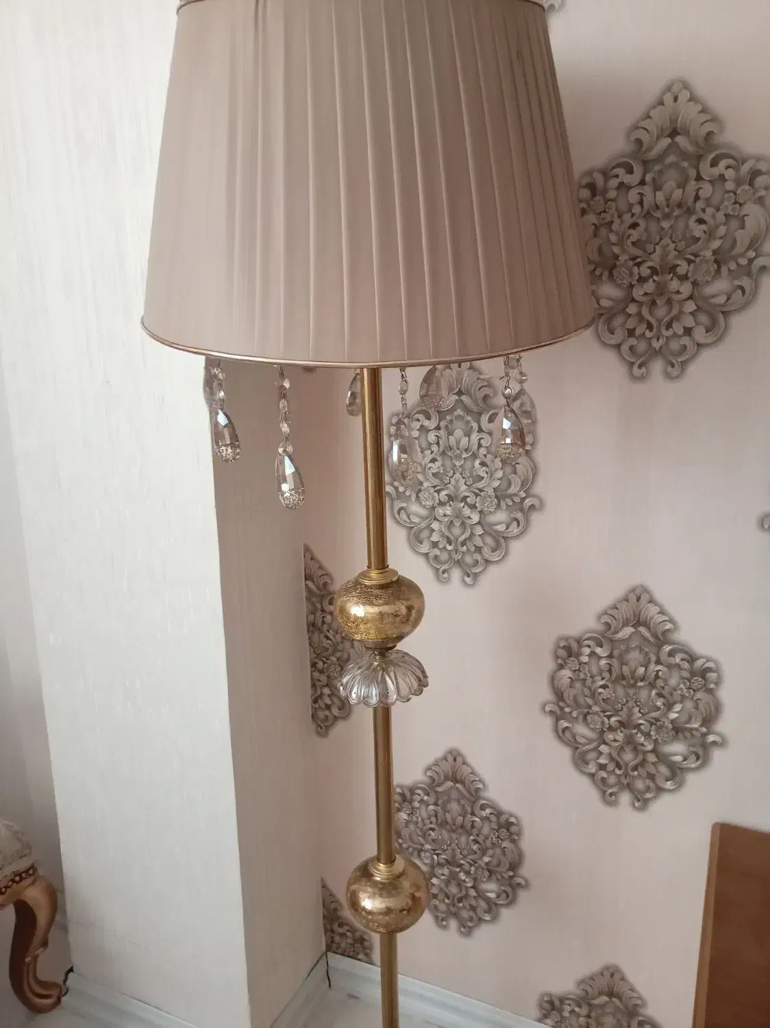 آپاژور|چراغ خواب و آباژور|کرمانشاه, |دیوار