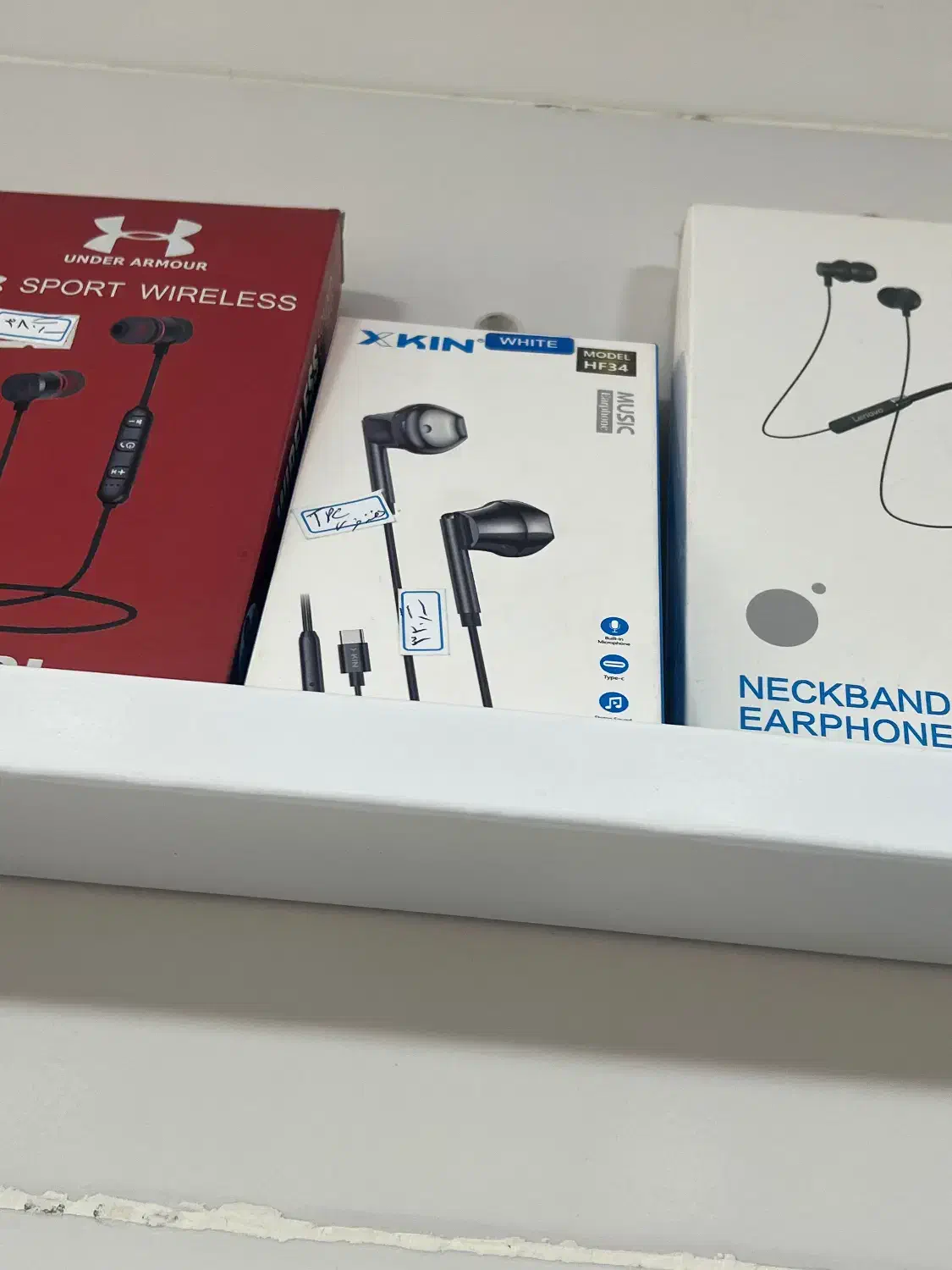 انواع لوازم جانبی فروش به قیمت فاکتور|لوازم جانبی موبایل و تبلت|کرج, فاز ۴ مهرشهر|دیوار