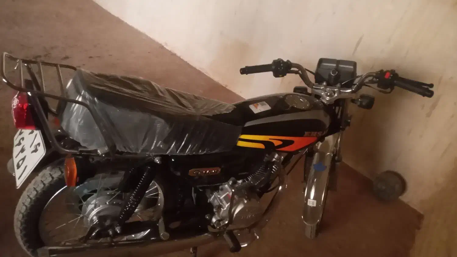 سلام موتور سیکلت احسان مدل۴۰۳ درحدصفر ۴۰۰تاکار|موتورسیکلت|قم, امامزاده ابراهیم|دیوار