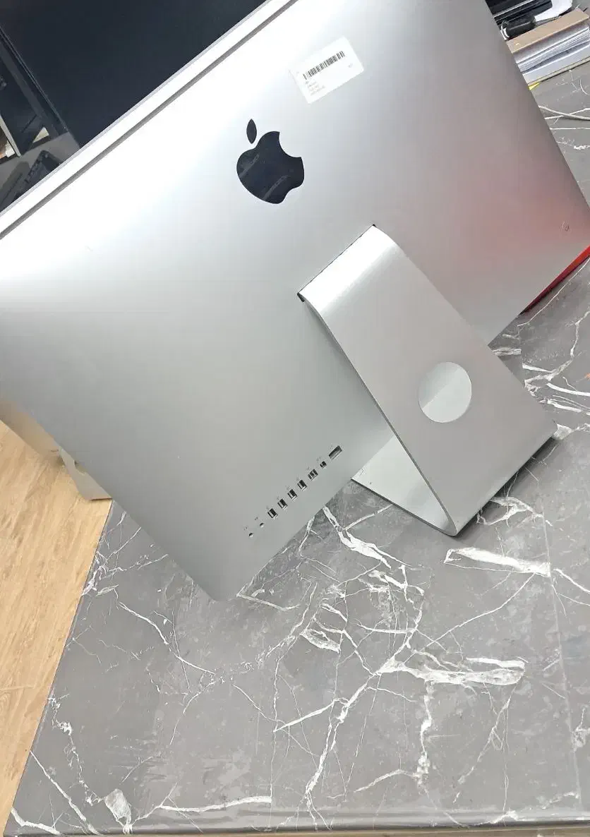 imac / ای مک ال این وان|رایانه رومیزی|شیراز, فخرآباد (دروازه کازرون)|دیوار