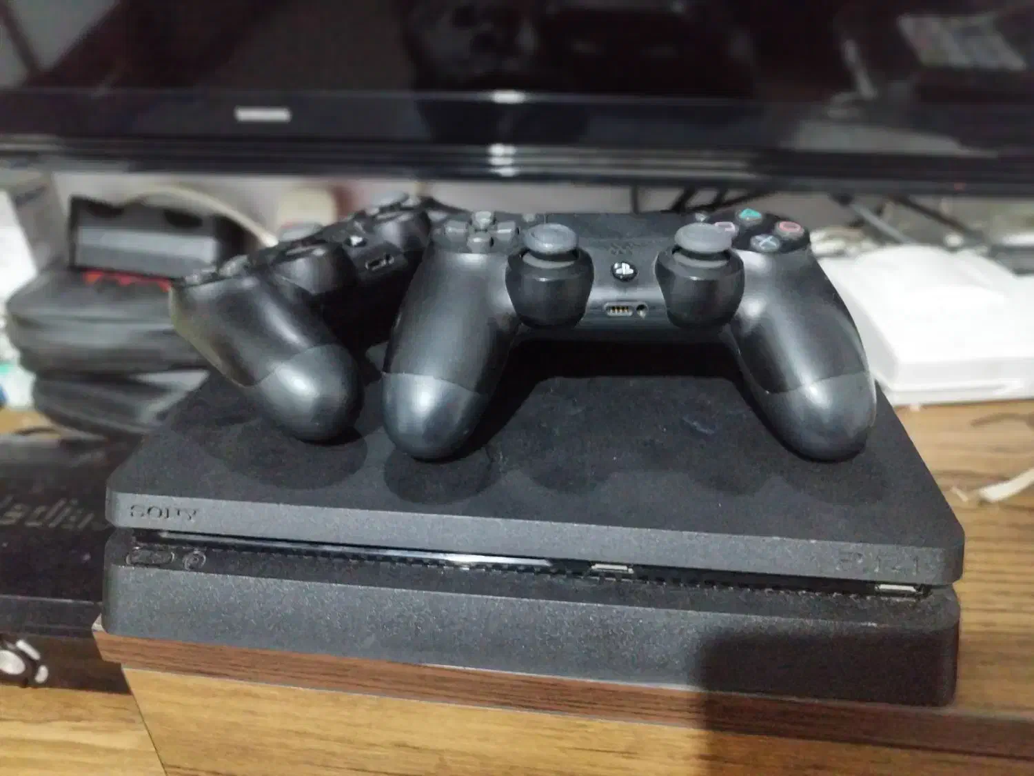 پی اس 4 اسلیم 1 ترابایت کاملا تمیز و سالم در حد نو|کنسول، بازی ویدئویی و آنلاین|رشت, ترمینال|دیوار