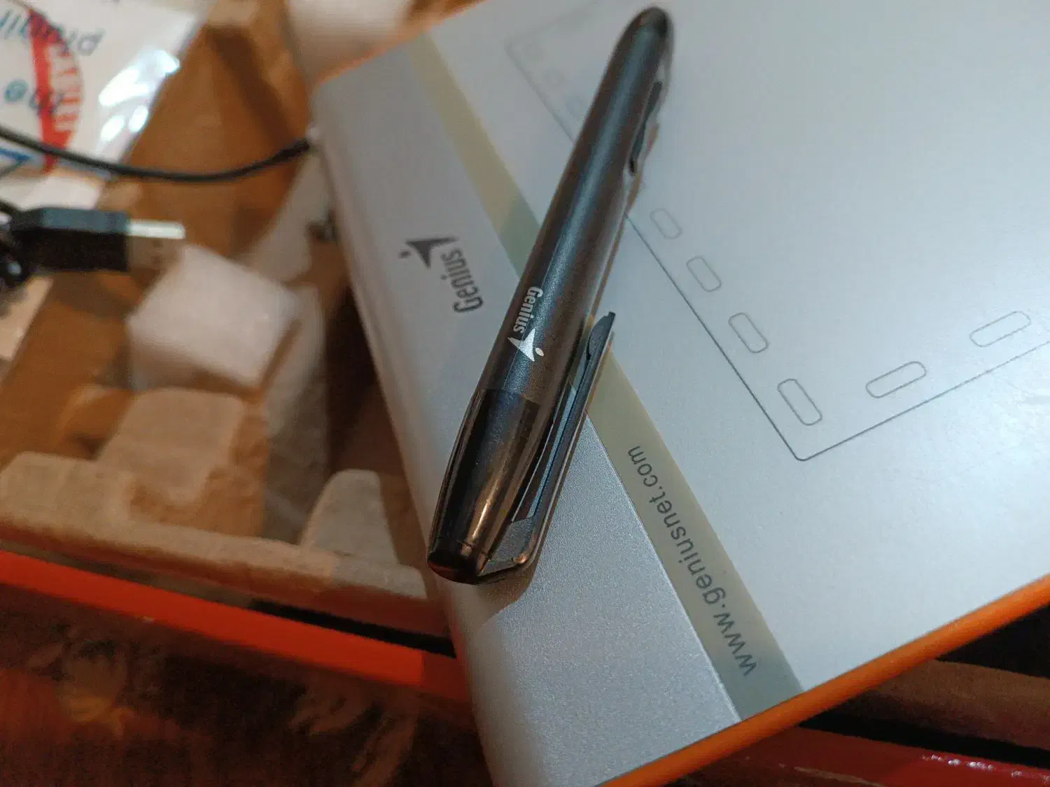 قلم نوری جینیوس در حد آکبند|قطعات و لوازم جانبی رایانه|چالوس, |دیوار