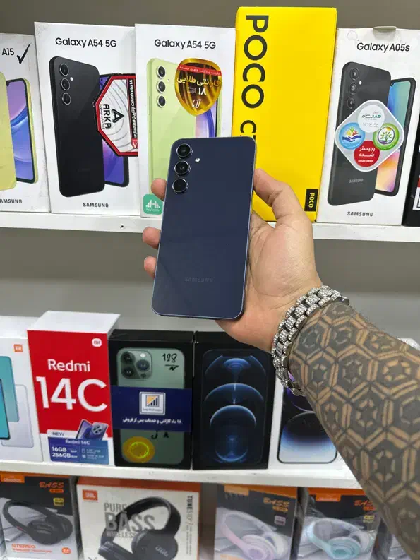 سامسونگ Galaxy A55 حافظه ۲۵۶ رام ۱۲ مشابه آک|موبایل|قم, نیروگاه|دیوار