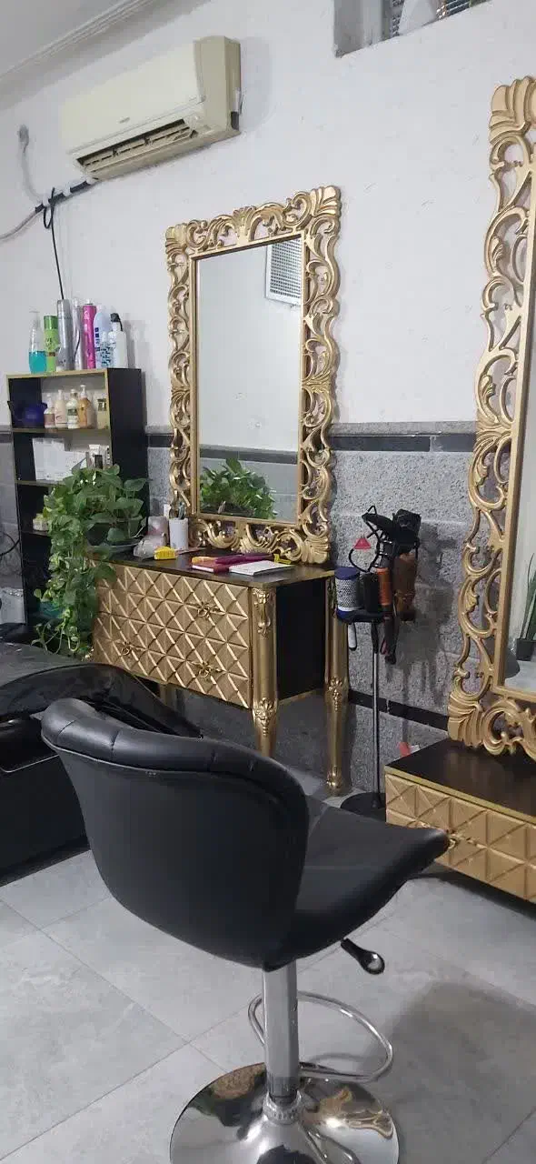آینه کنسول|بوفه، ویترین، کنسول|قم, صدوق|دیوار