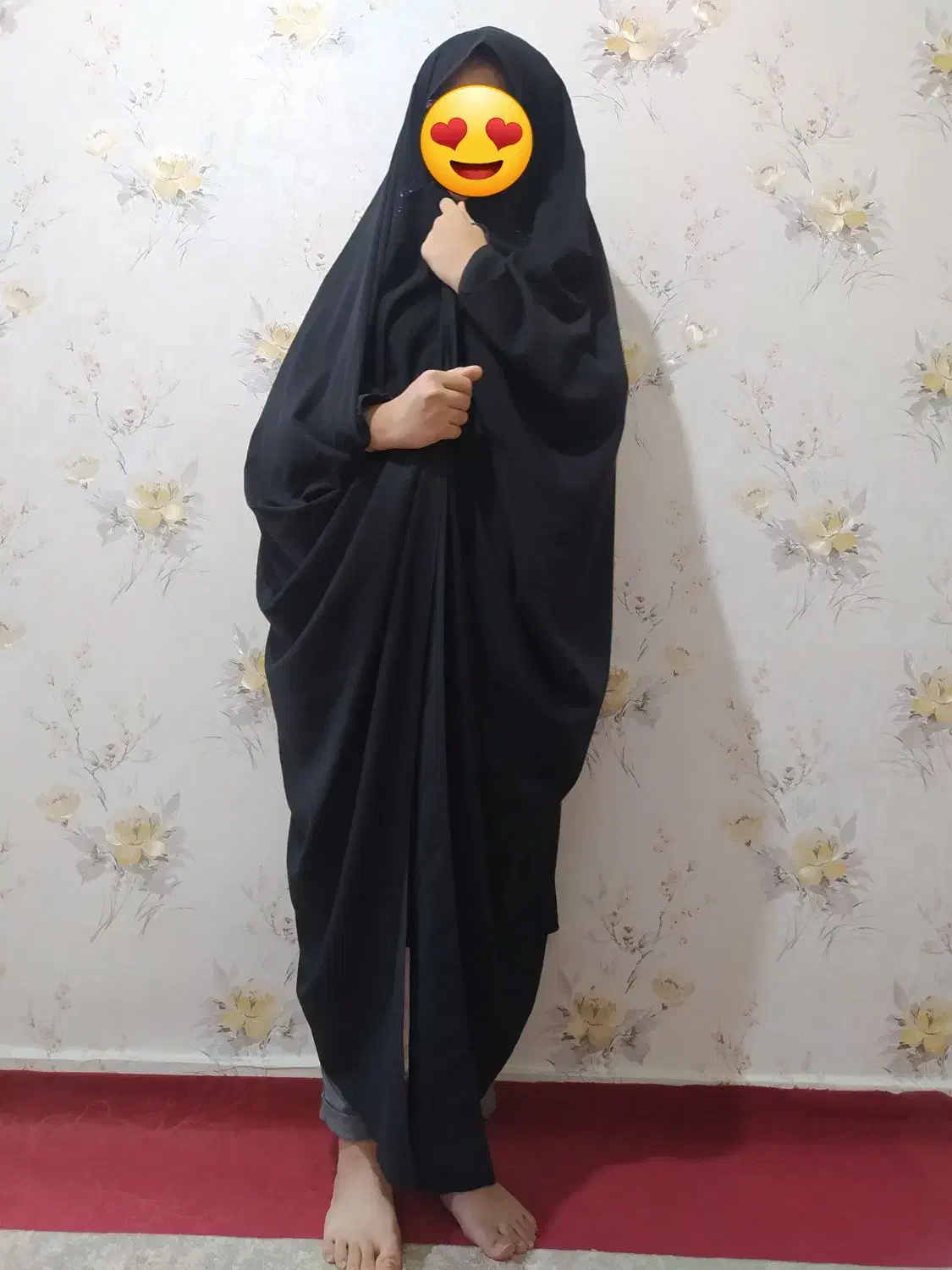 چادر عربی نگین دار|لباس|قدس, شهر‌قدس|دیوار