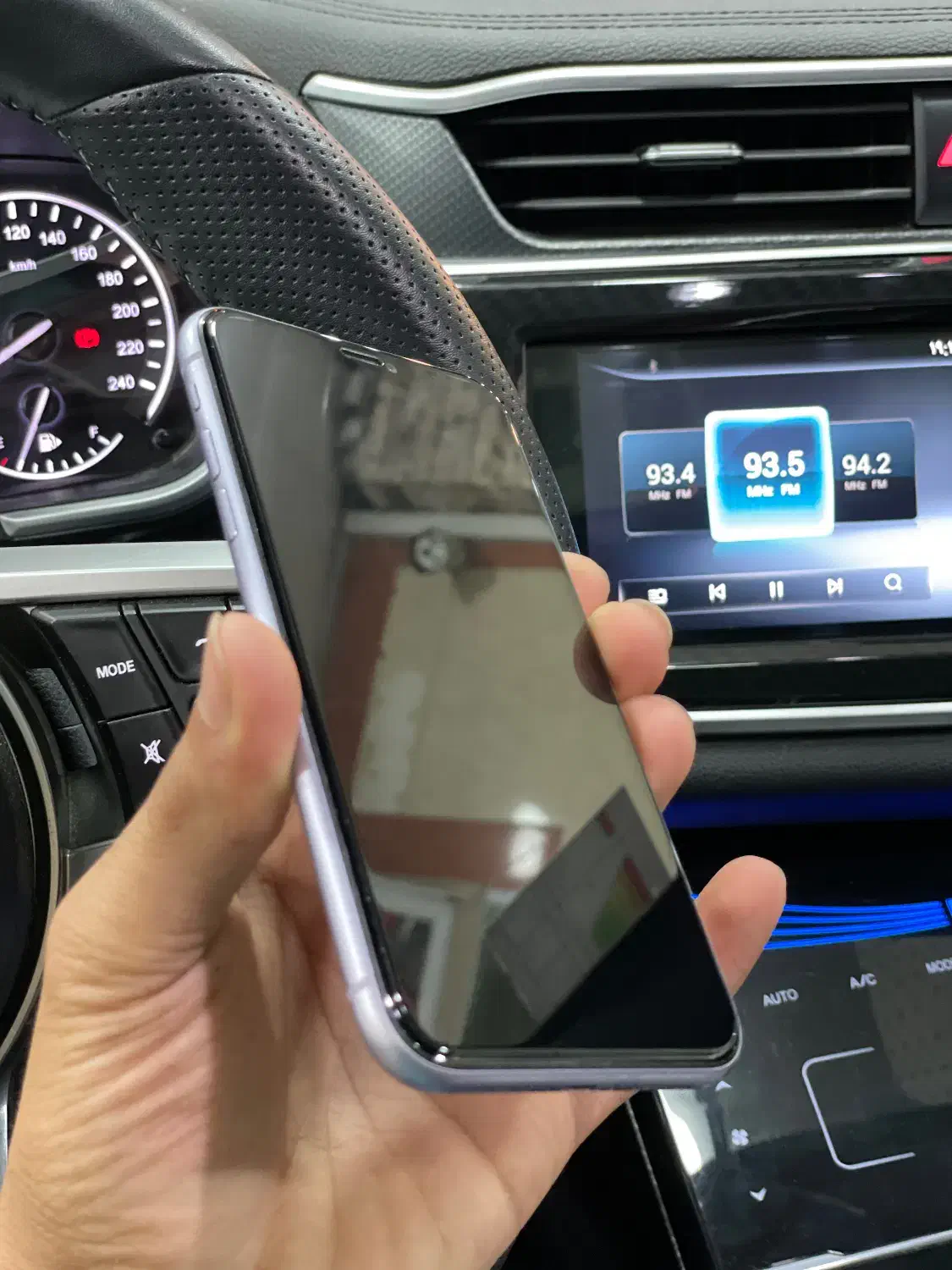 ایفون ۱۱ نرمال گوشی صفر بدون تعمیرات|موبایل|صومعه‌سرا, |دیوار