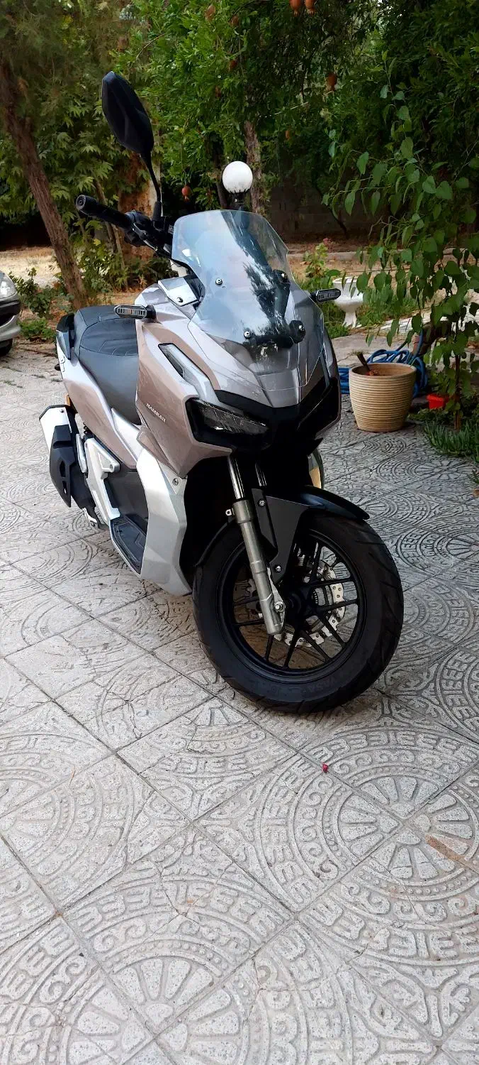 adv 150|موتورسیکلت|شیراز, زند|دیوار
