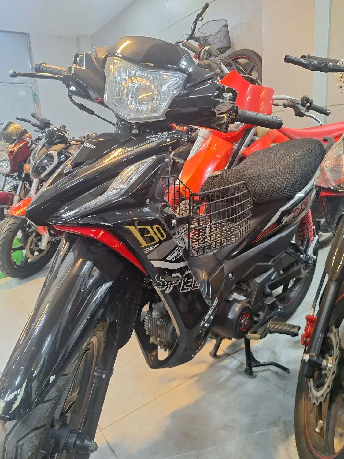 هرم ۴۰۳ کارکرده|موتورسیکلت|اصفهان, محمودیه|دیوار