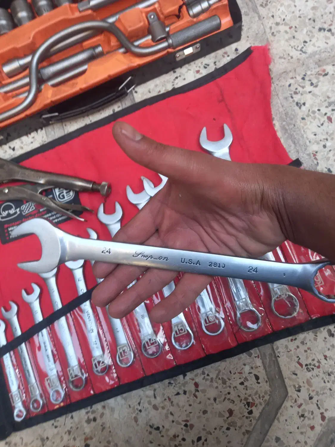 آچار آمریکایی بکس آلمانی کلاقی اصلی کلاغی انبرقفلی|ابزارآلات|مشهد, کارمندان دوم|دیوار