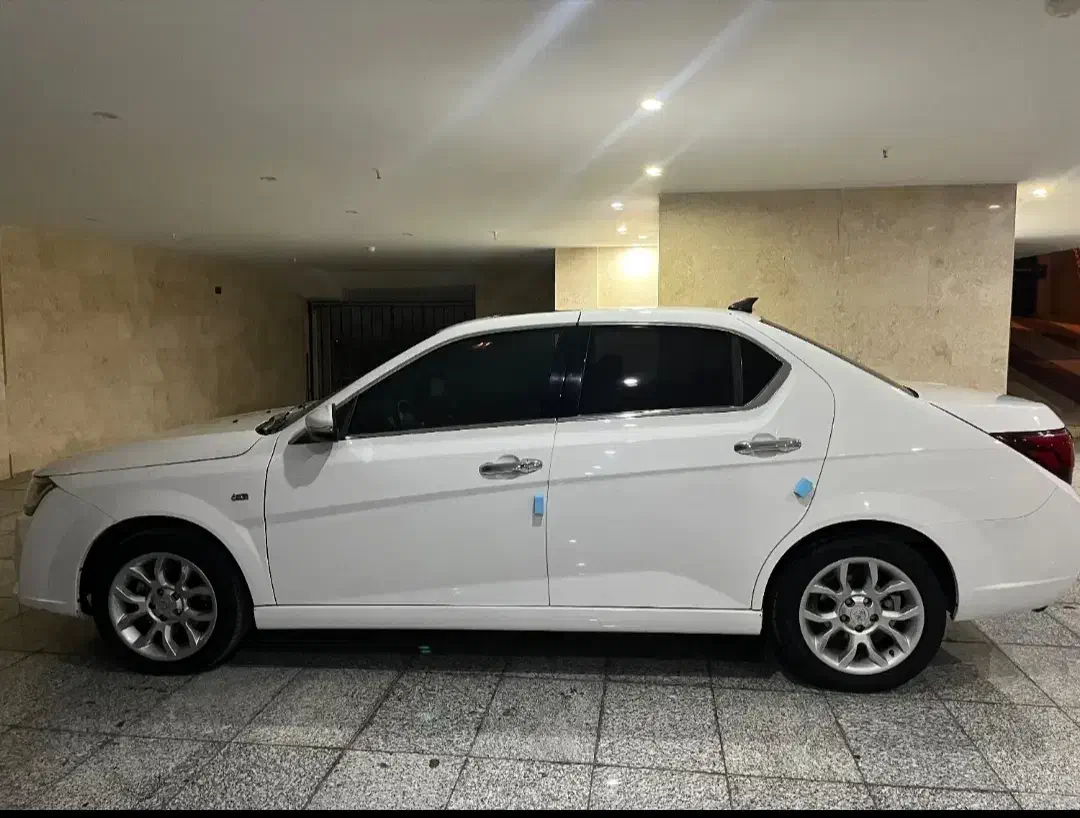 دنا پلاس اتومات مدل 1402|خودرو سواری و وانت|ارومیه, |دیوار