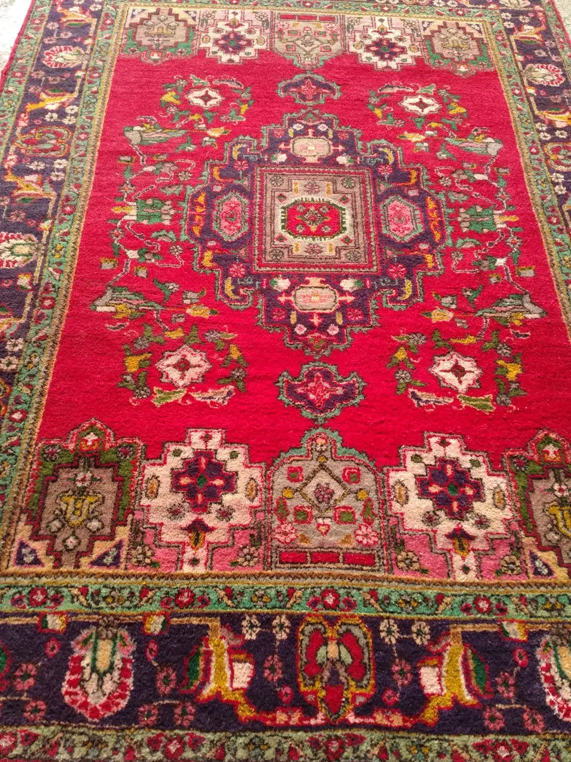 قالی دستباف قدیمی سالم|فرش|اندیمشک, |دیوار