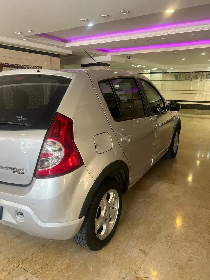 ساندرواتوماتیک|خودرو سواری و وانت|تهران, تهرانپارس جنوبی|دیوار