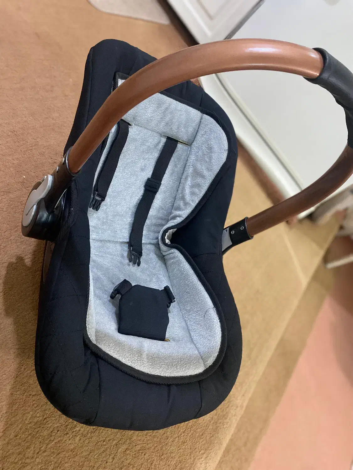 کریر|کالسکه و لوازم جانبی|تاکستان, |دیوار