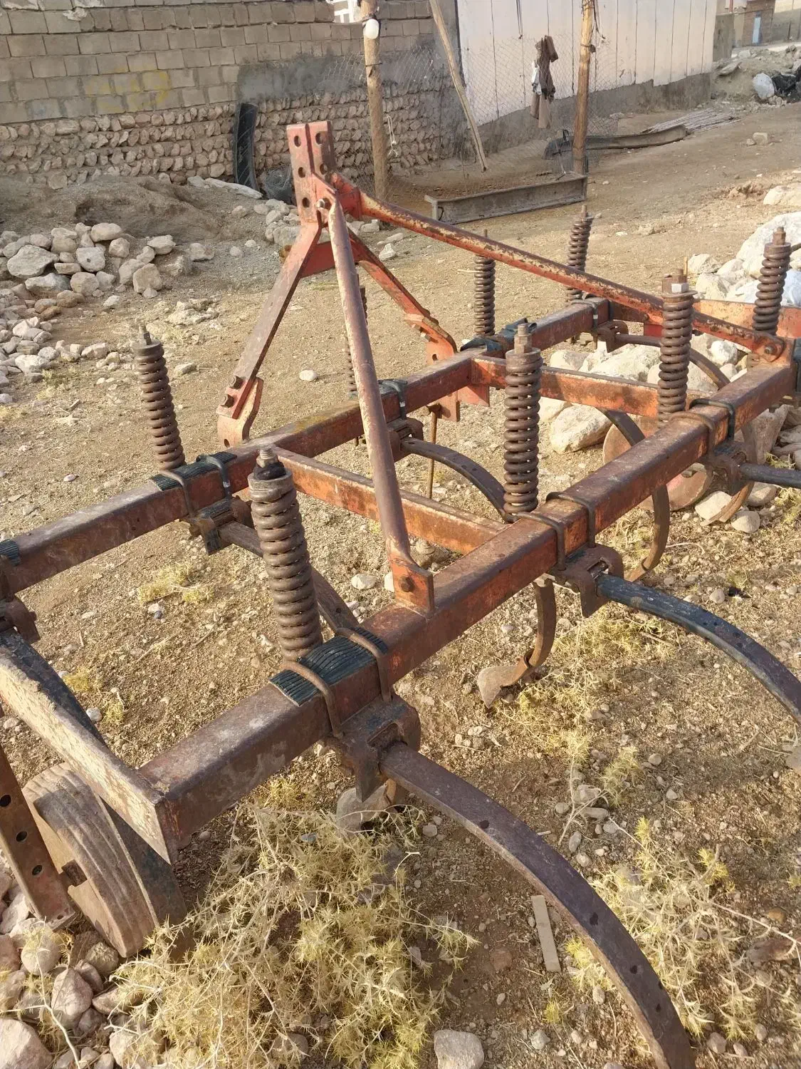 تراکتور مدل ۹۳ وپنجه غازی اصلی المان|خودرو سنگین|کوهدشت, |دیوار