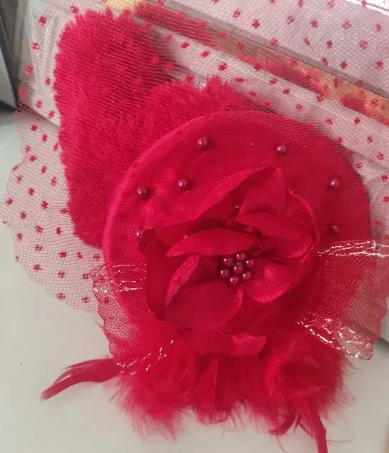 کلاه یلدا|لباس|رشت, شهرک قدس|دیوار