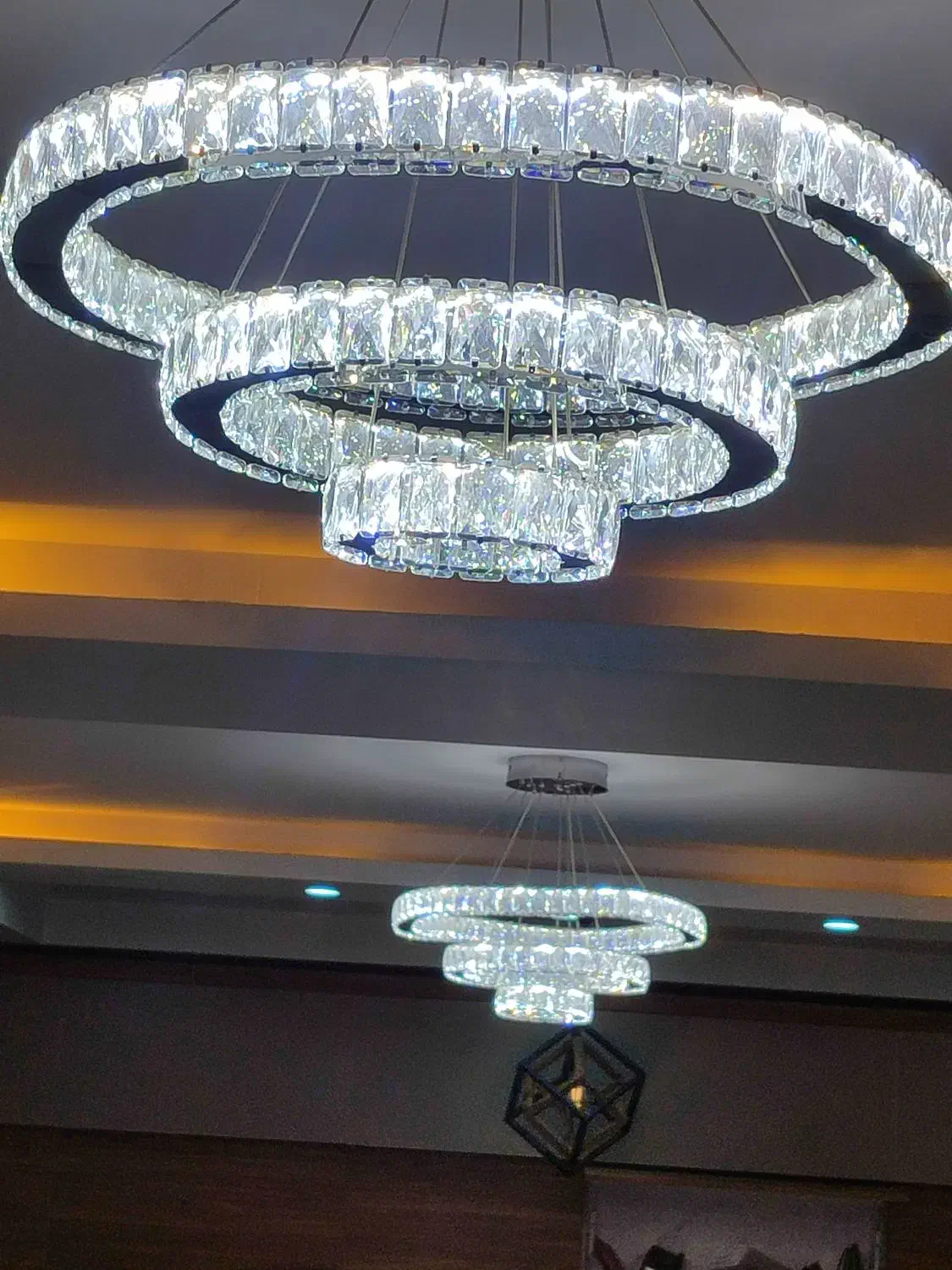 لوستر کهکشانی کریستالی|لوستر و چراغ آویز|تهران, شهرک ولیعصر جنوبی|دیوار