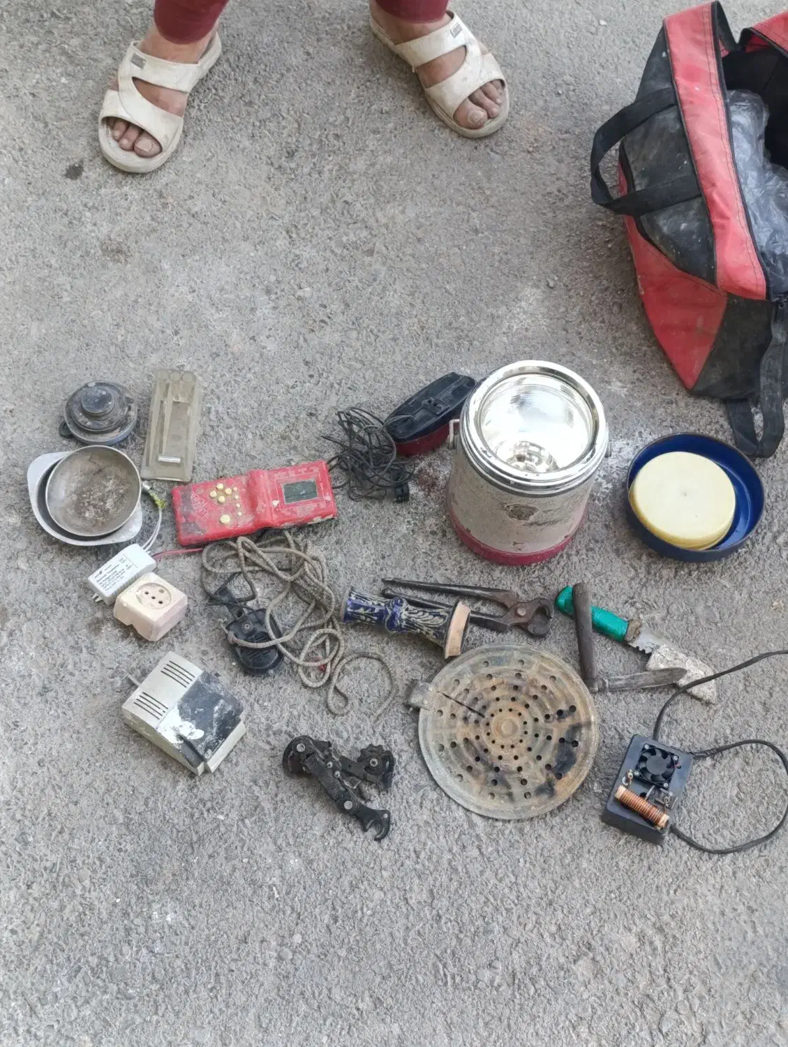 چهارپایه اهنی و لوازم غیره|ابزارآلات|مشهد, رضاییه|دیوار