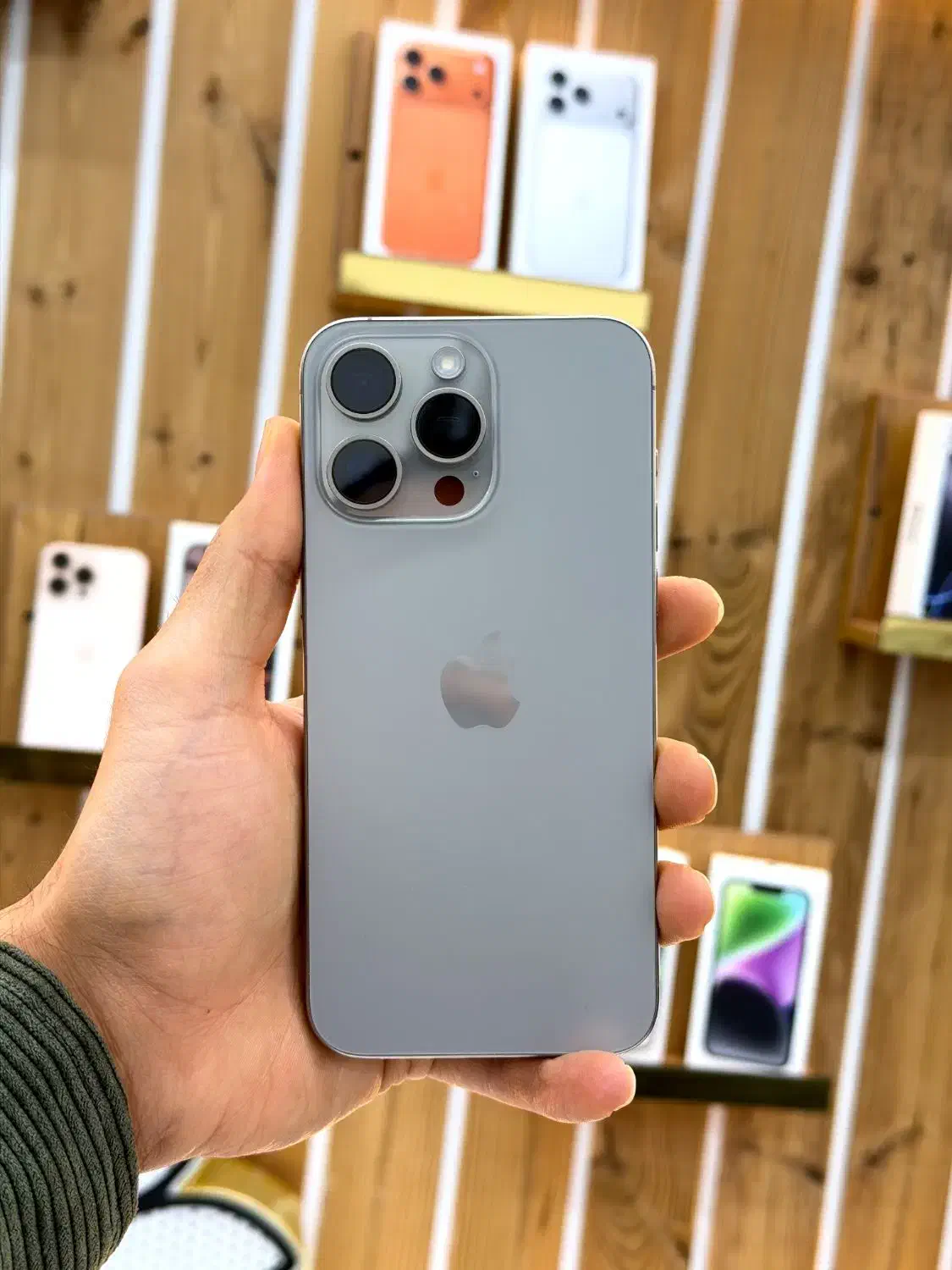 15promax 256zaa 93% (ریجستر)|موبایل|اراک, |دیوار