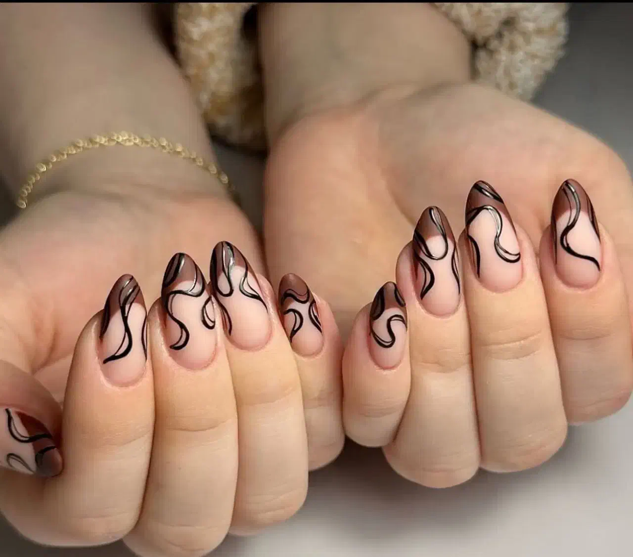 خدمات کاشت و ترمیم ناخن بانولند|خدمات آرایشگری و زیبایی|تهران, توحید|دیوار