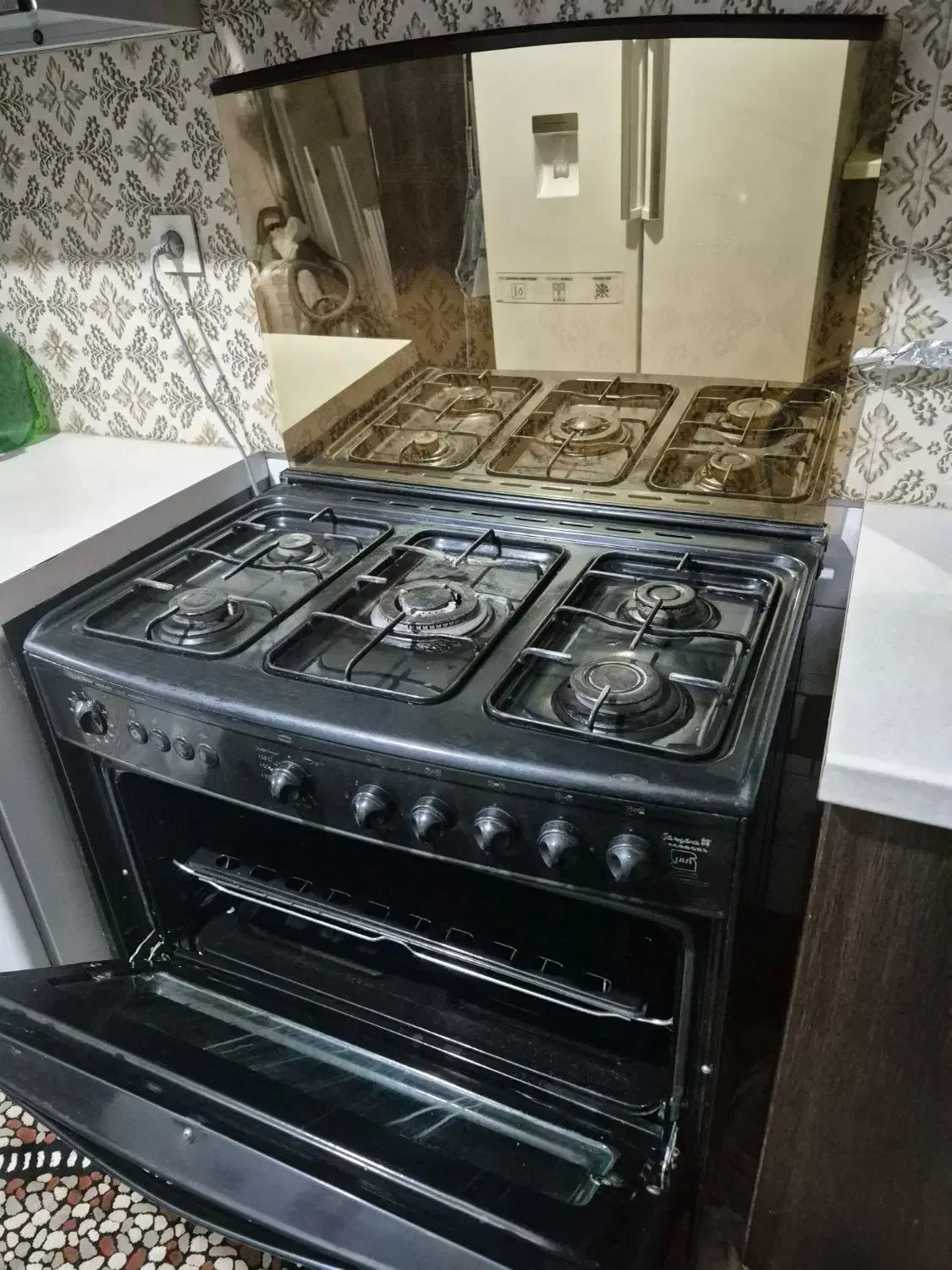 فرگاز تکنوگاز سالم و مرتب بدون پوسیدگی در زرقان|اجاق گاز و لوازم برقی پخت‌وپز|زرقان, |دیوار