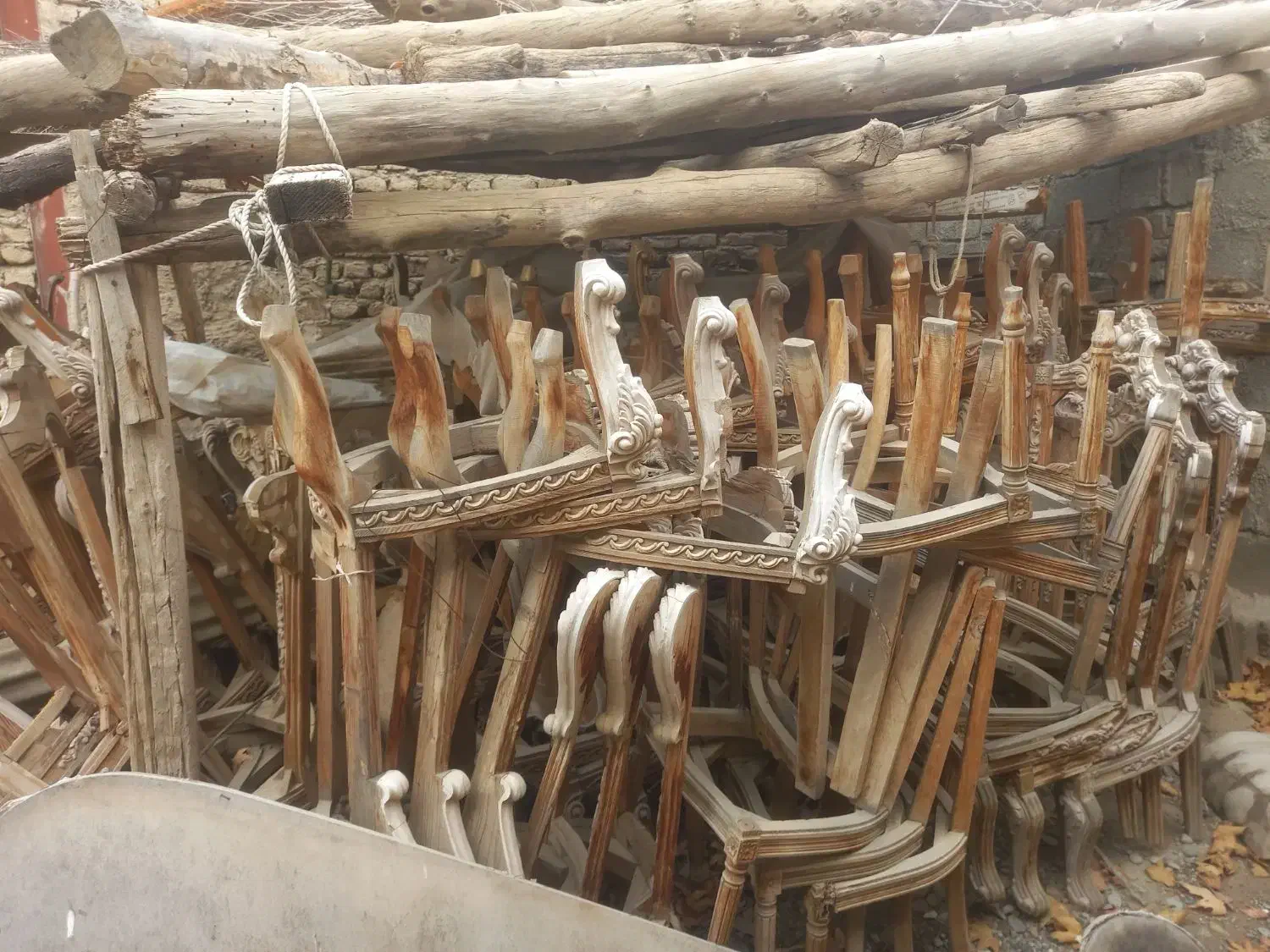 چوب روسی|صندلی و نیمکت|محمدشهر, عباس آباد|دیوار