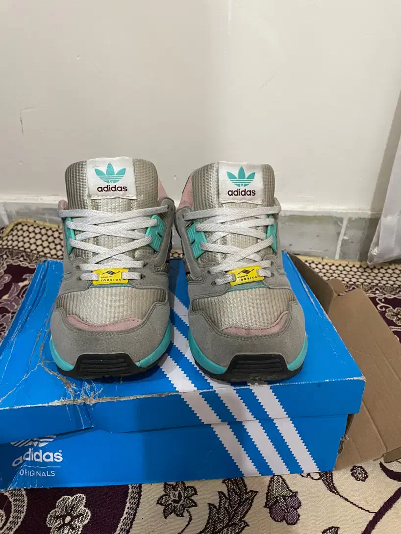 Zx متالیک گری|کیف، کفش، کمربند|تهران, سجاد|دیوار