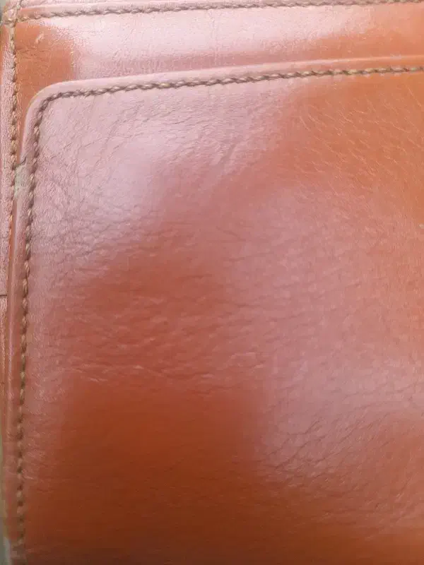 مدارک گمشده|اشیا|کرمانشاه, |دیوار