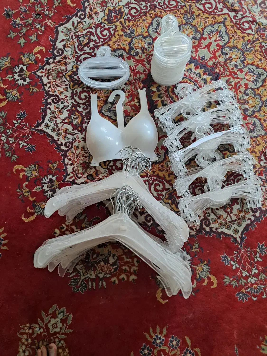 گیره لباس|بندرخت و رختآویز|خمینیشهر, |دیوار