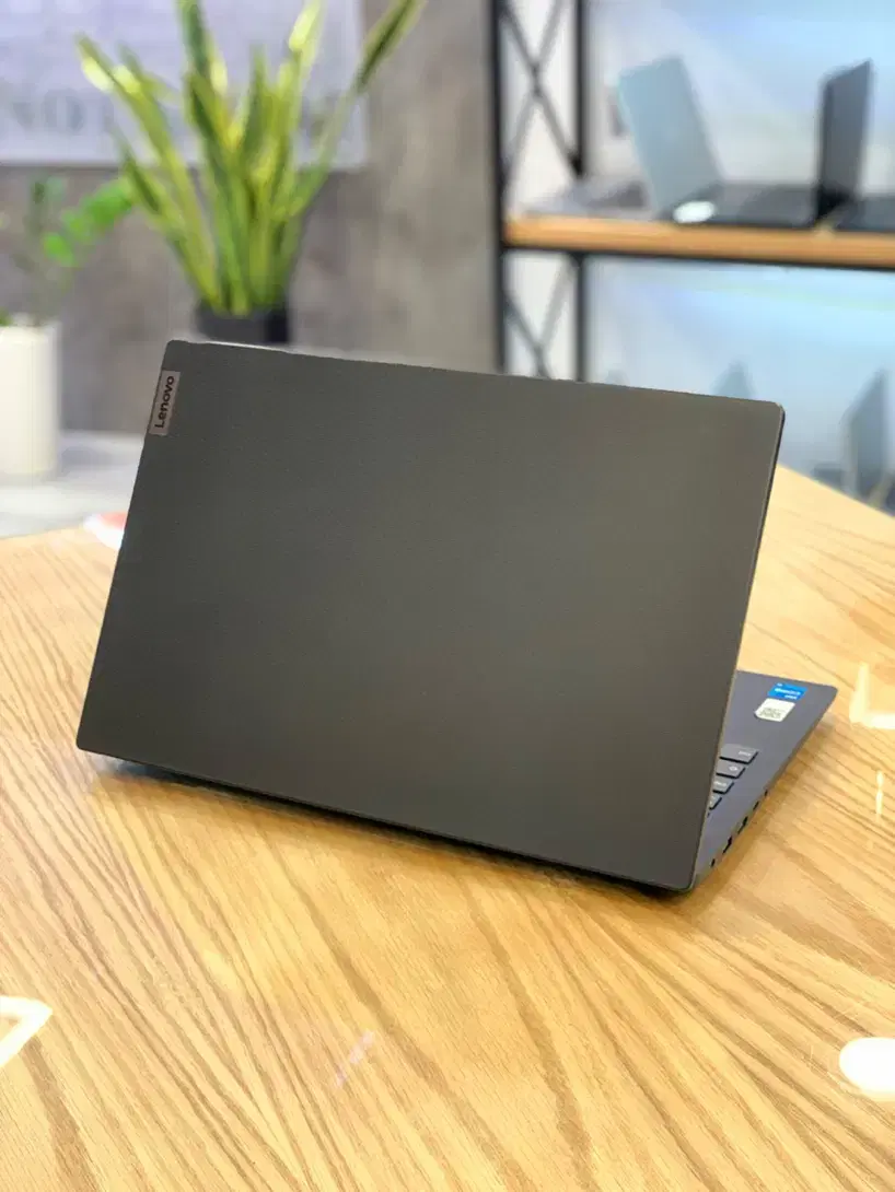 لنوو V15 در حد نو برای برنامه نویسی Lenovo V15|رایانه همراه|مشهد, ارشاد|دیوار
