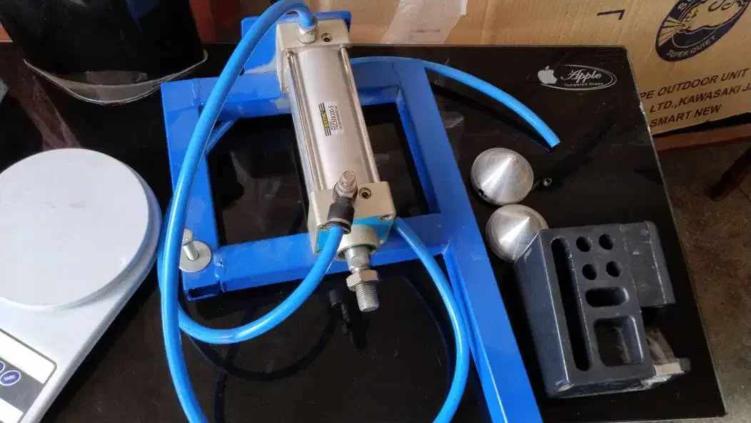 دستگاه رول کن سفره و کیسه زباله و کیسه فریزر|فروشگاه و مغازه|مهران (ایلام), |دیوار