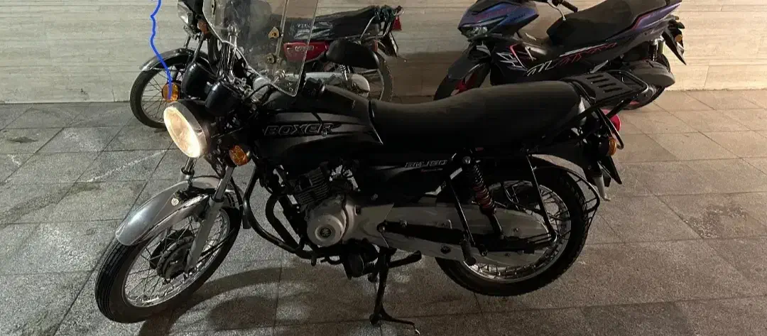 باکسر اصلی مدل ۱۴۰۱ بسیار تمیز|موتورسیکلت|تهران, امیریه|دیوار