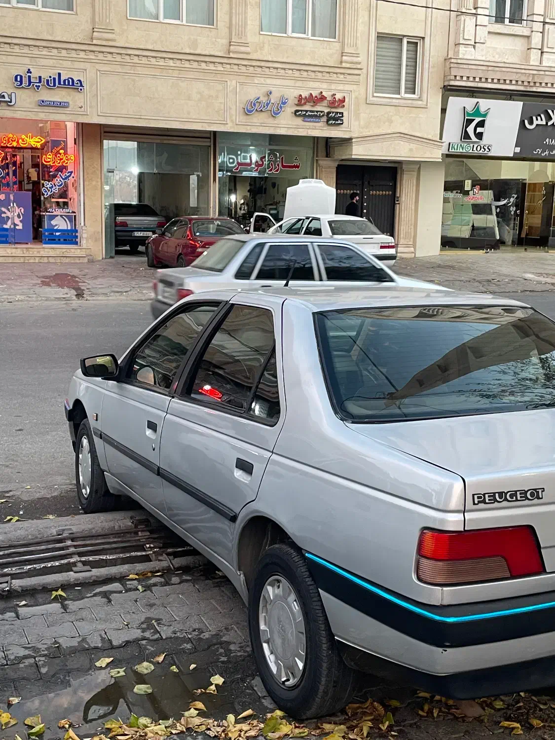 پژو ۴۰۵|خودرو سواری و وانت|سقز, |دیوار