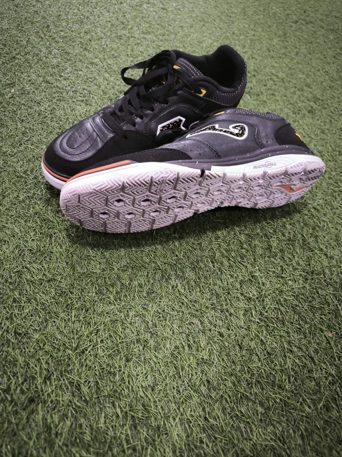 کفش سالنی جوما|کیف، کفش، کمربند|بندر ماهشهر, |دیوار