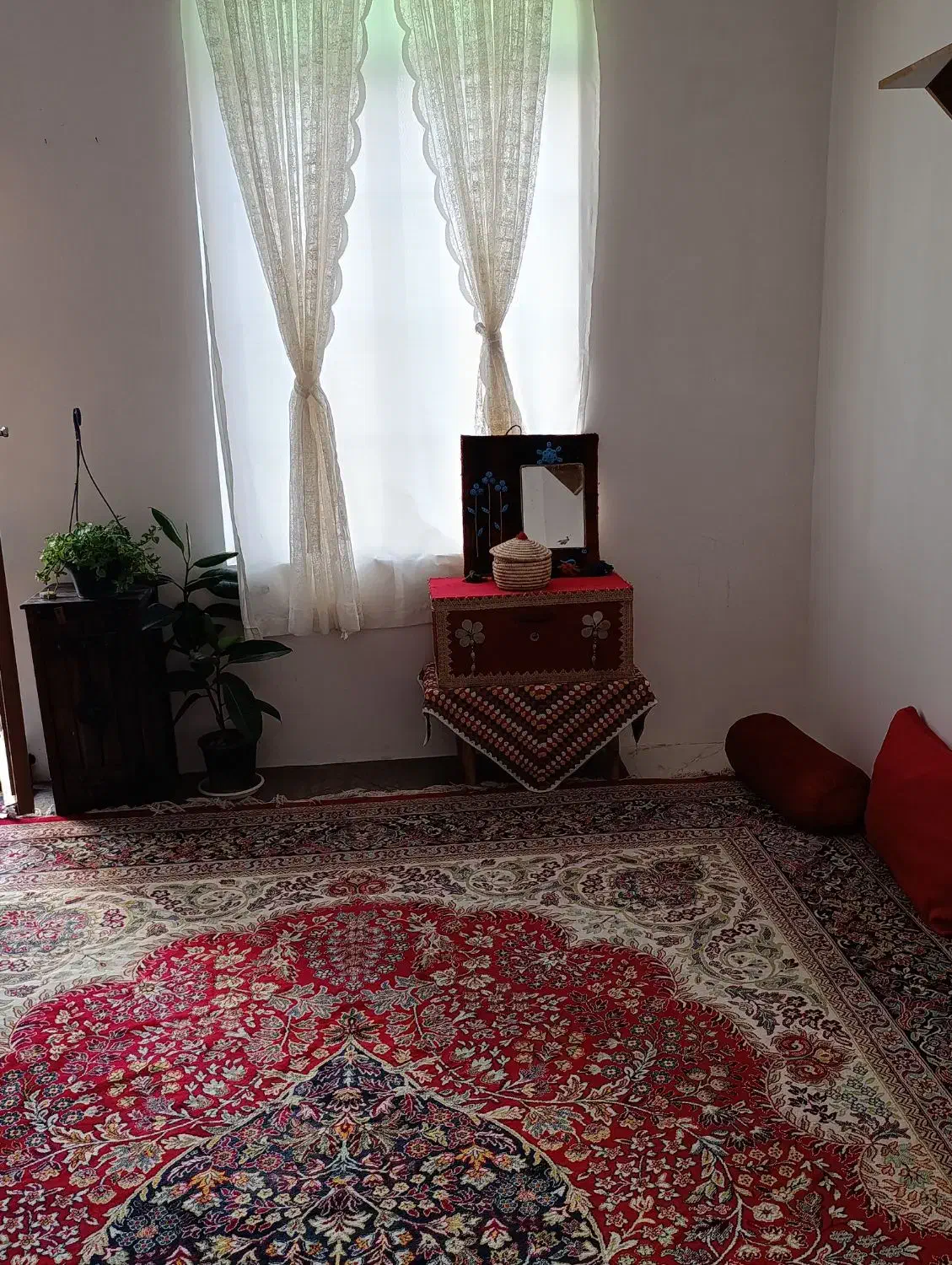 اقامتگاه بوم گردی|اجارهٔ کوتاهمدت ویلا و باغ|ایلام, |دیوار