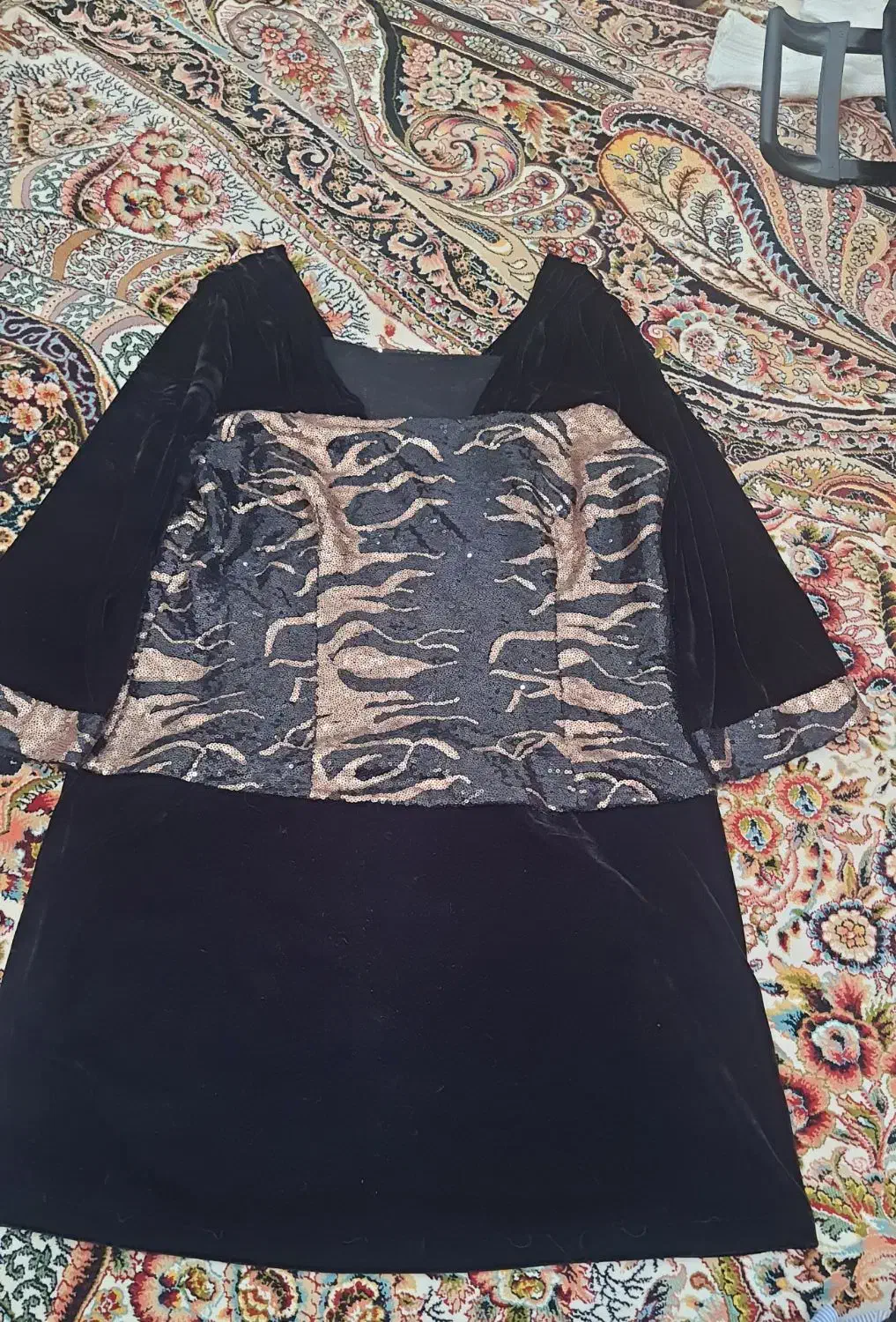 سه تا لباس مجلسی هر کدوم ۷۰۰ جدا تکی هم میفروشیم|لباس|خاوه, |دیوار